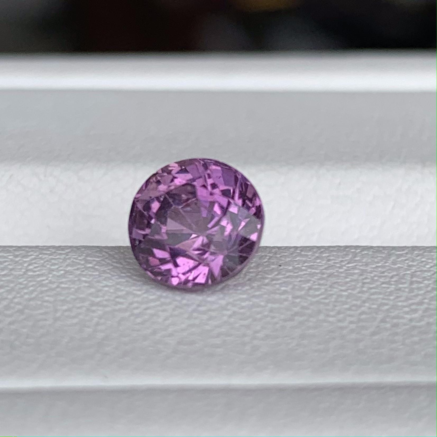 Natural Purple Sapphire 1.63ct - (H) - Baza Boutique