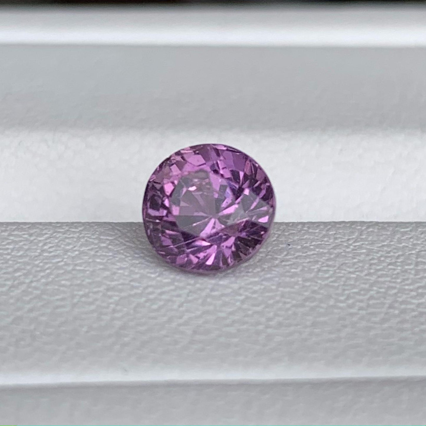 Natural Purple Sapphire 1.63ct - (H) - Baza Boutique