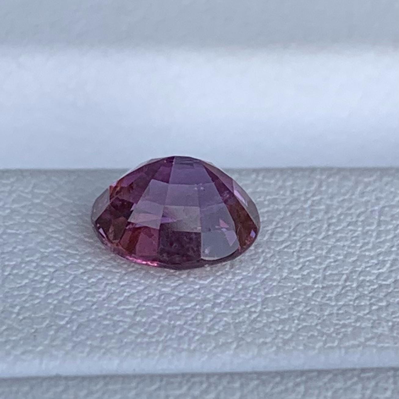 Natural Pink Sapphire 1.64ct (UH) - Baza Boutique