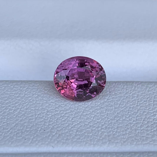 Natural Pink Sapphire 1.64ct (UH) - Baza Boutique