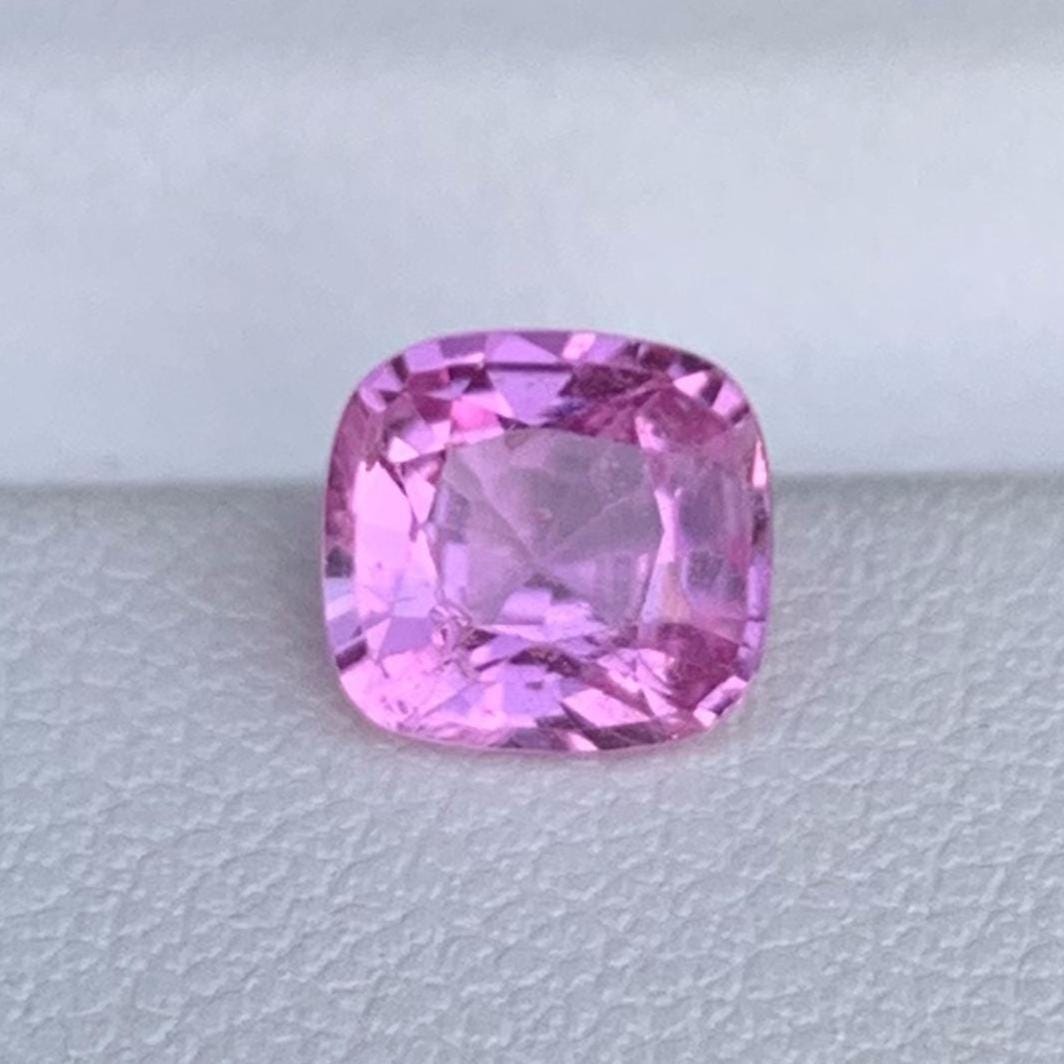 Natural Pink Sapphire 1.34ct (UH) - Baza Boutique
