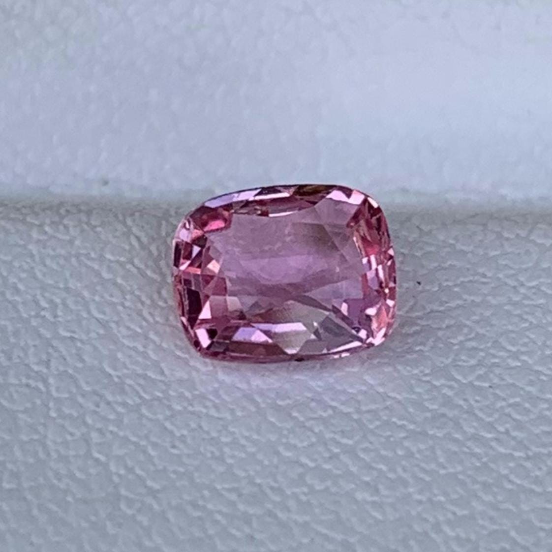 Natural Padparadscha Sapphire 1.00ct - (UH)