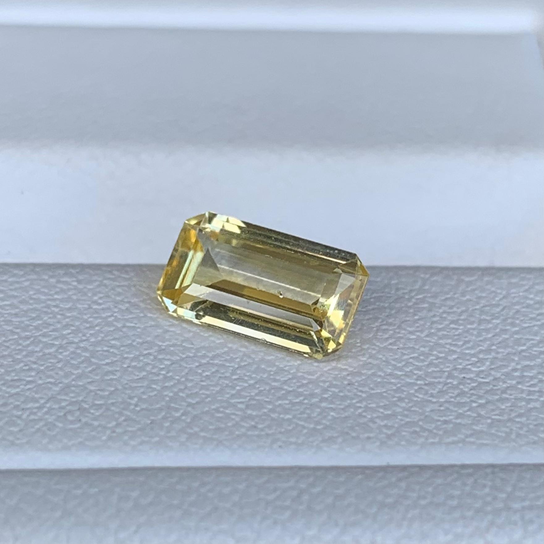 Natural Yellow Sapphire 1.68ct (UH) - Baza Boutique