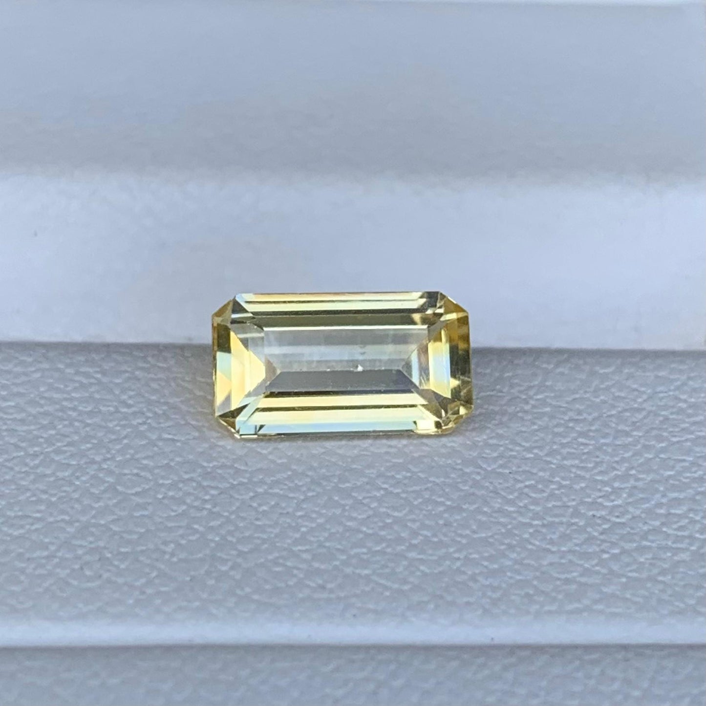 Natural Yellow Sapphire 1.68ct (UH) - Baza Boutique