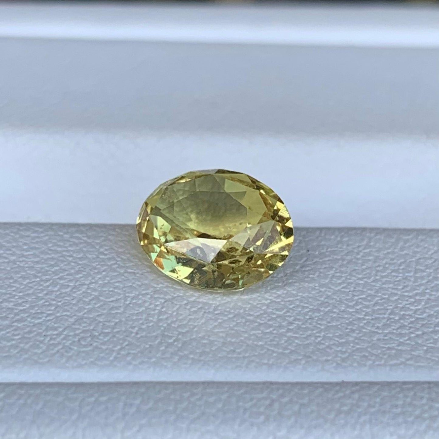 Natural Lemon Yellow Sapphire 2.55ct (UH) - Baza Boutique