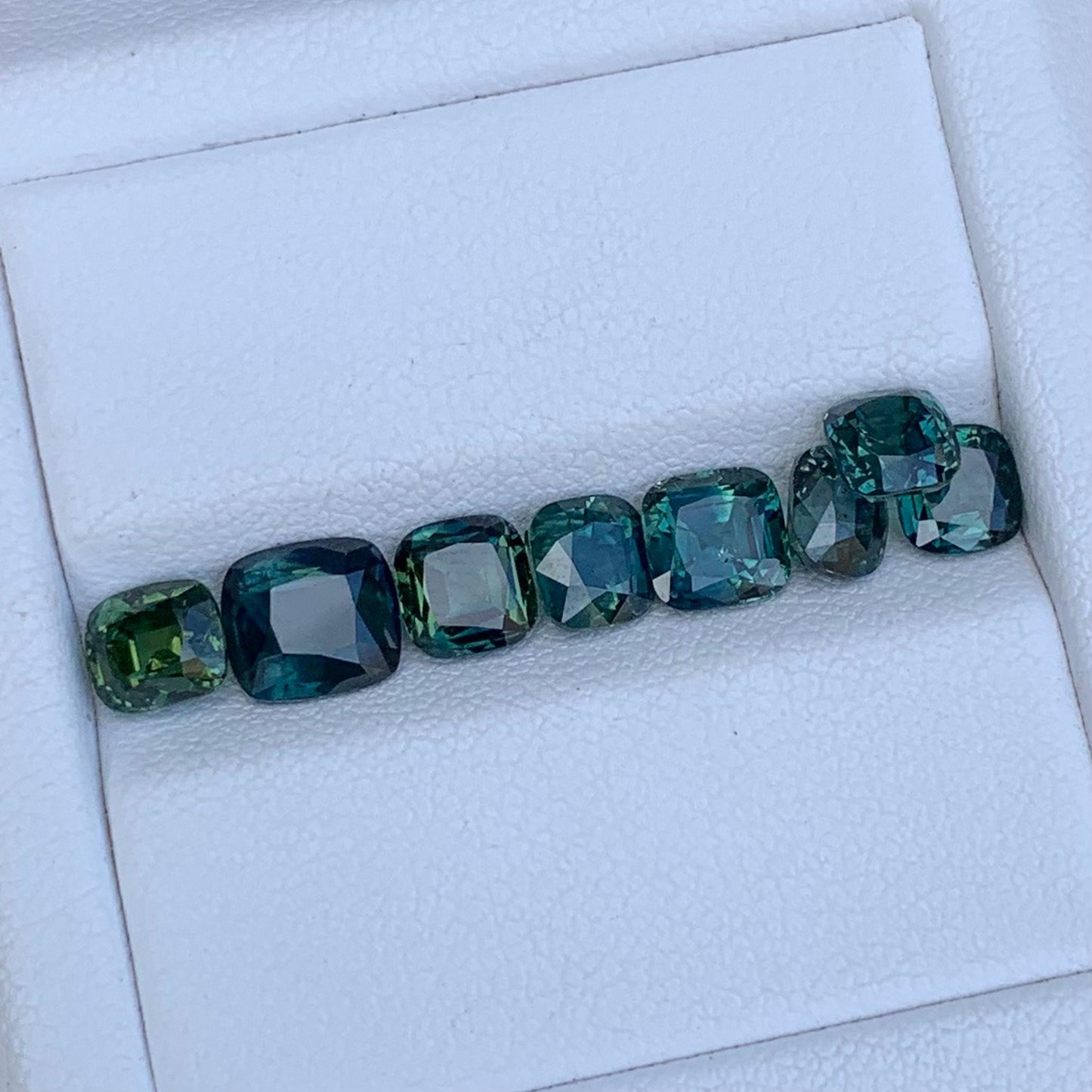 Natural Teal Sapphire Lot 8.53ct - 8Pcs - Baza Boutique