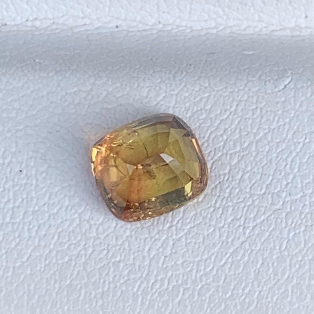 Natural Orangish Padparadscha Sapphire 2.17ct - (UH)