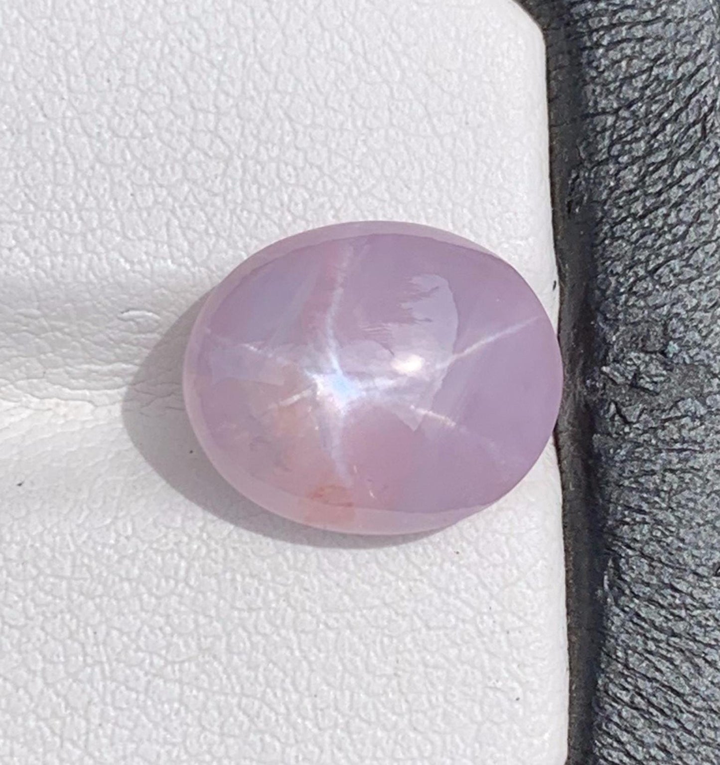 Natural Pink Star Sapphire 11.49ct - (UH) - Baza Boutique