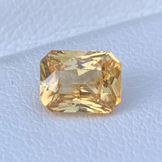 Yellow Sapphire 1.51ct - (H) - Baza Boutique