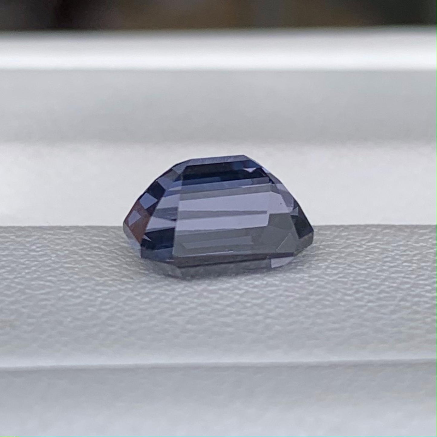 Natural Spinel 2.00ct - (UH) - Baza Boutique
