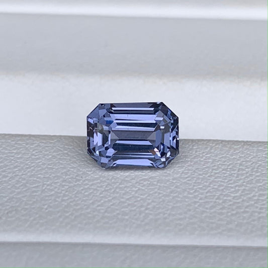 Natural Spinel 2.00ct - (UH) - Baza Boutique