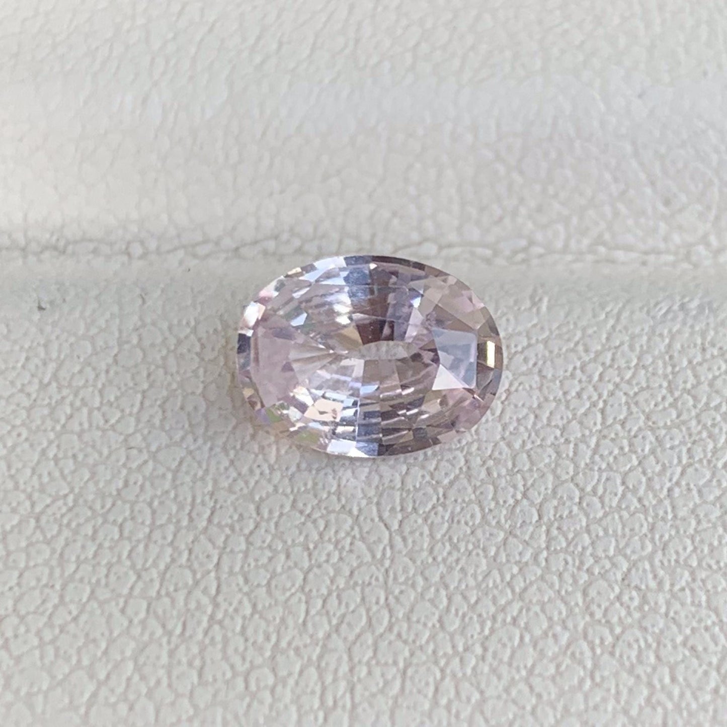 Natural Peach Sapphire 1.48ct (UH) - Baza Boutique