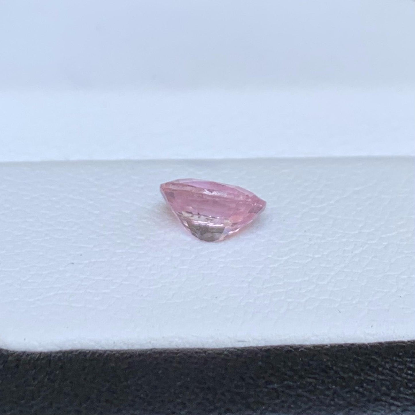 Natural Padparadscha Sapphire 1.03ct - (UH) - Baza Boutique