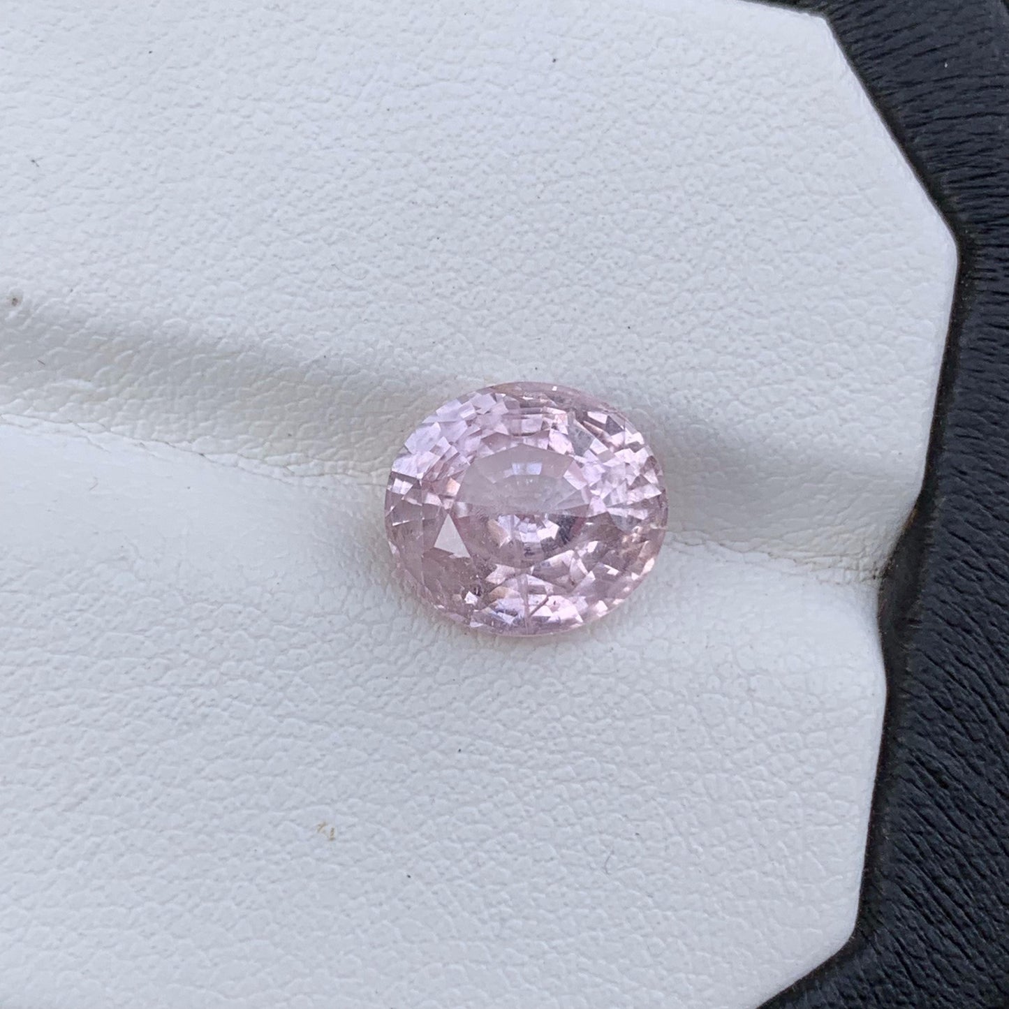 Natural Peach Sapphire 4.79ct (UH) - Baza Boutique