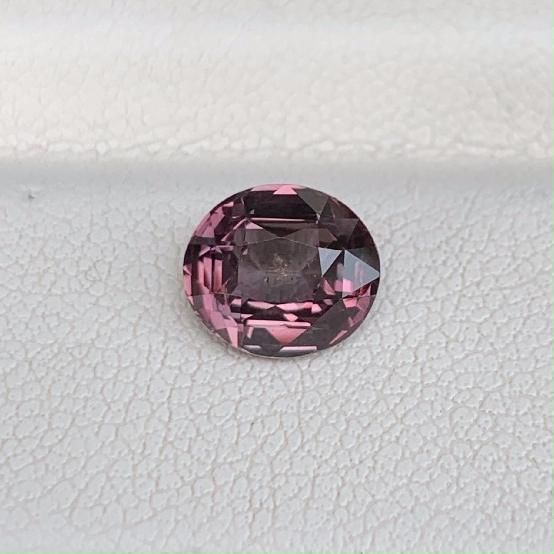 Whisky Sapphire 1.95ct - (H) - Baza Boutique