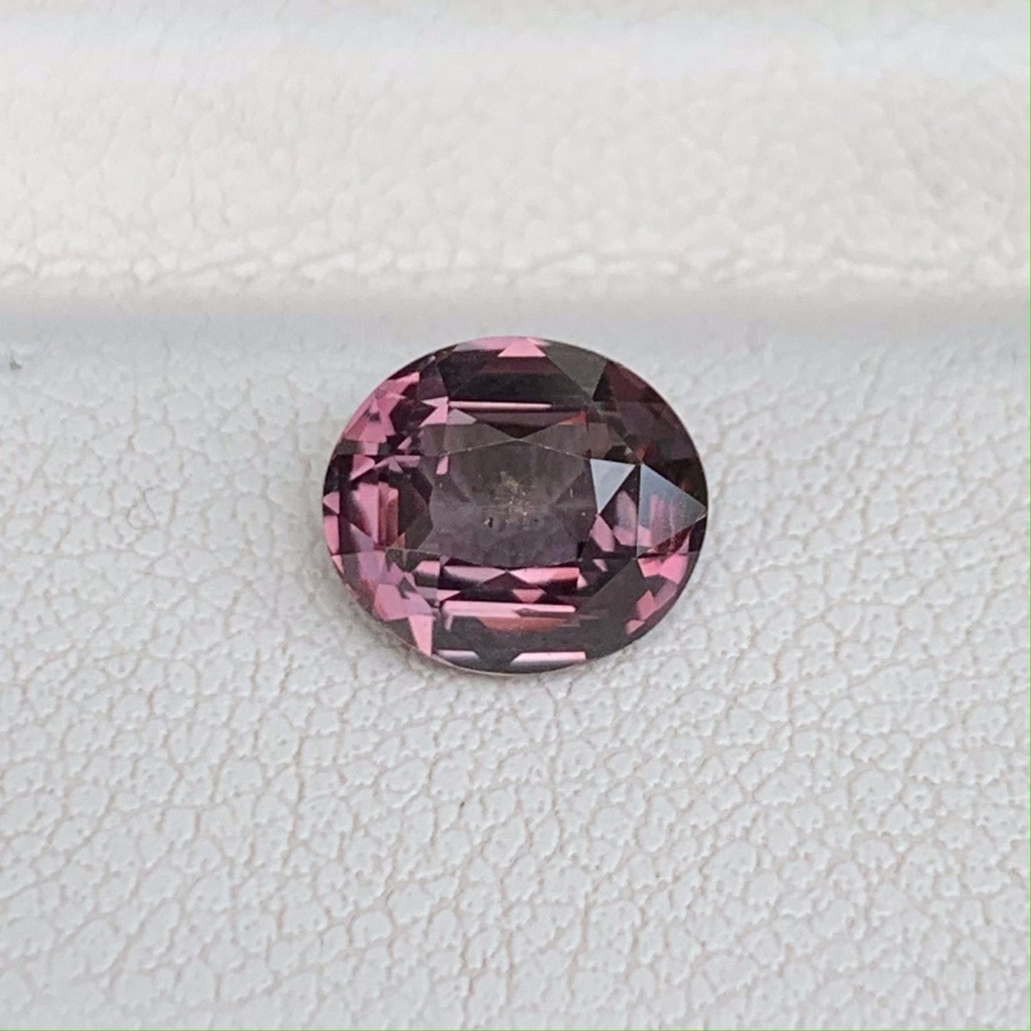 Whisky Sapphire 1.95ct - (H) - Baza Boutique