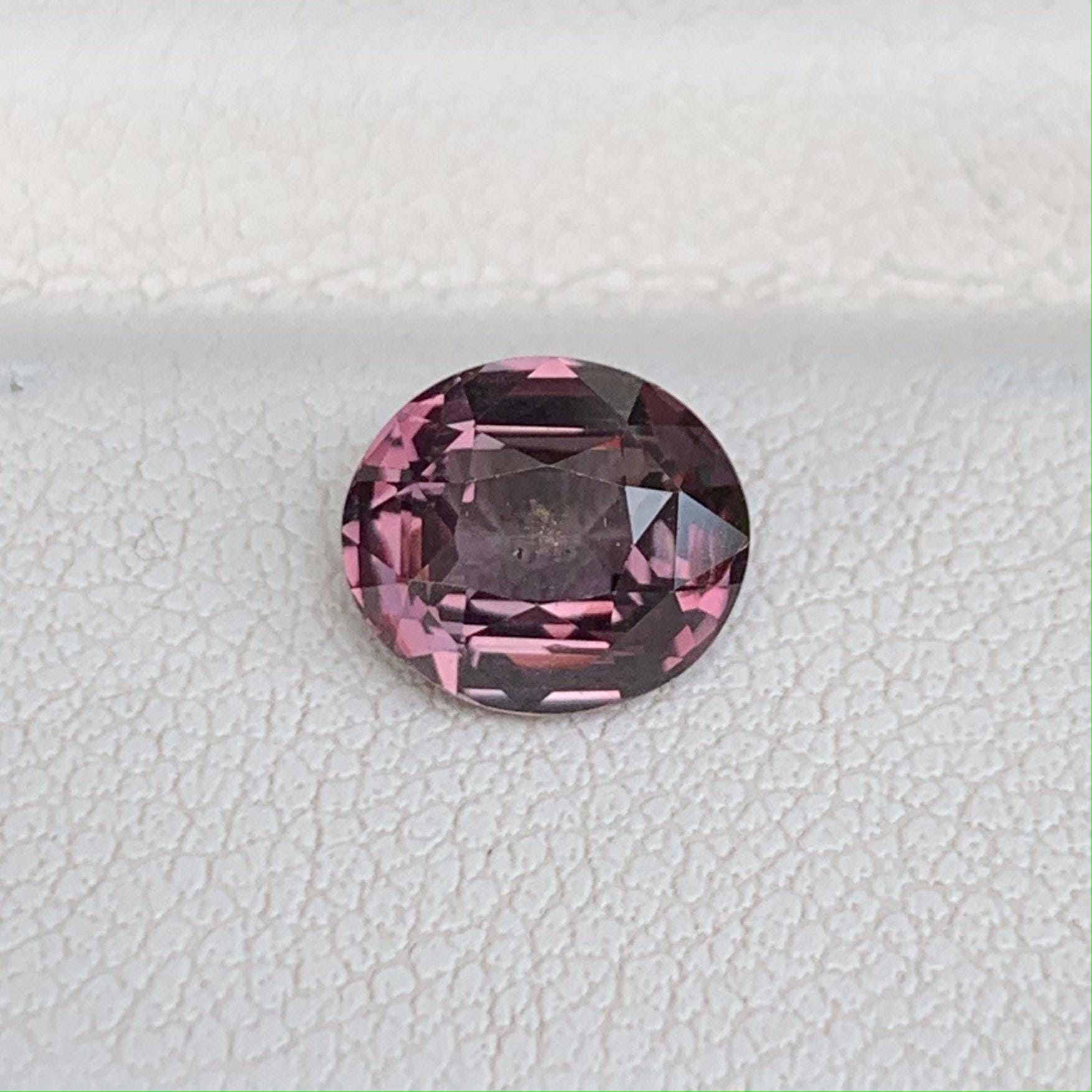 Whisky Sapphire 1.95ct - (H) - Baza Boutique