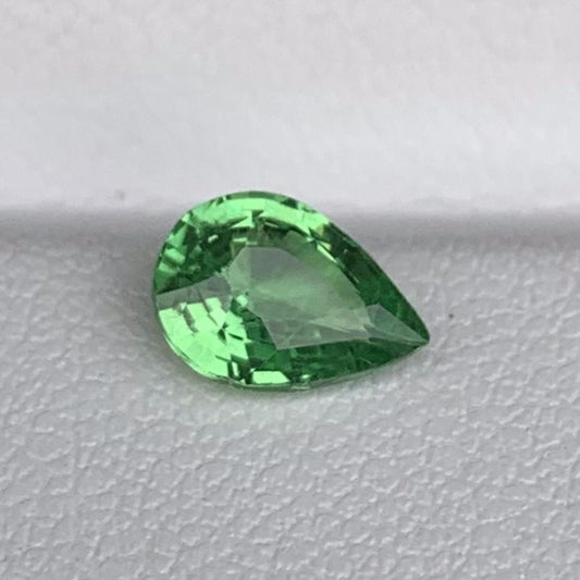 Natural Tsavorite Garnet 1.01ct (UH) - Baza Boutique