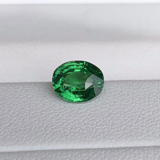 Natural Tsavorite Garnet 1.22ct (UH) - Baza Boutique