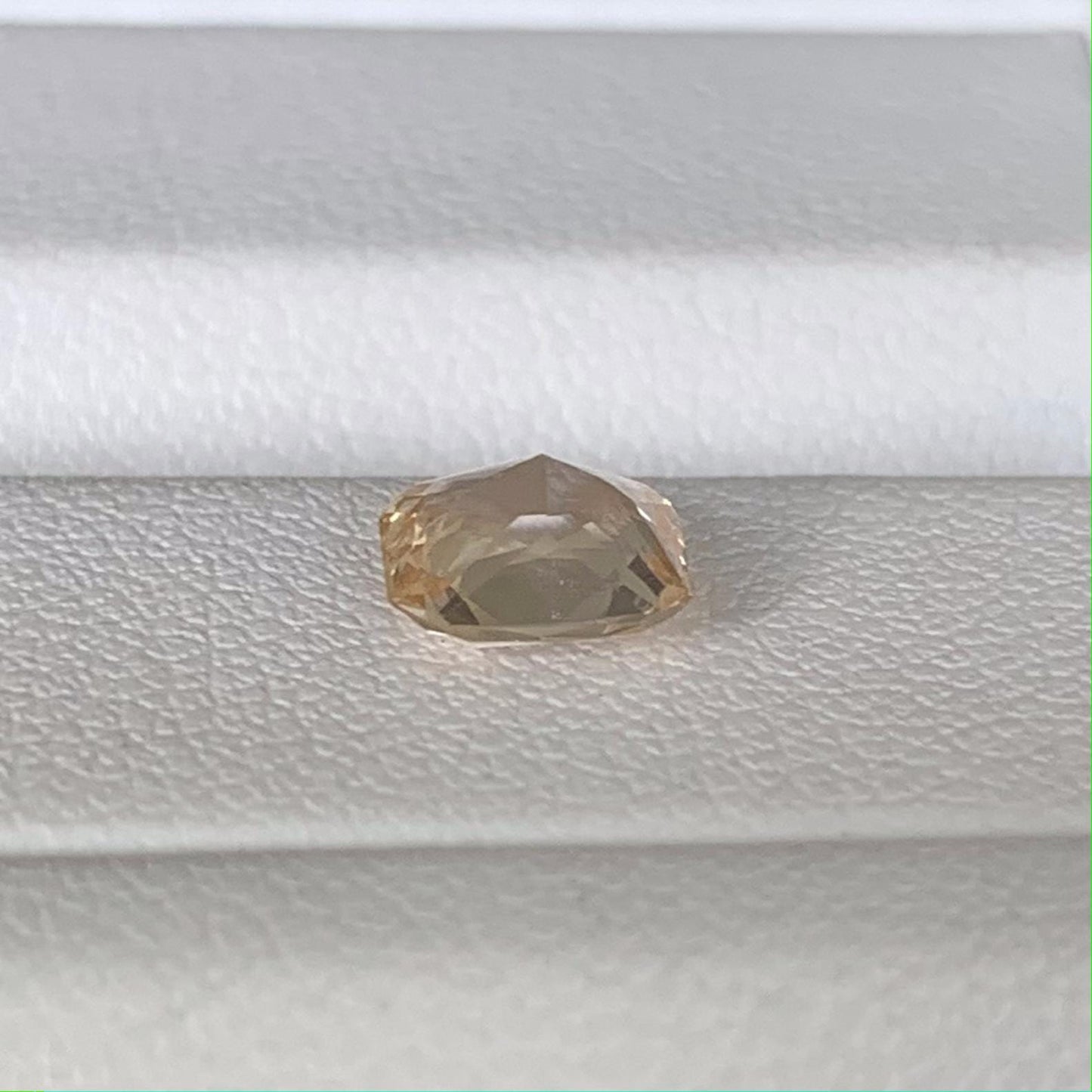 Natural Peach Sapphire 1.32ct (UH) - Baza Boutique