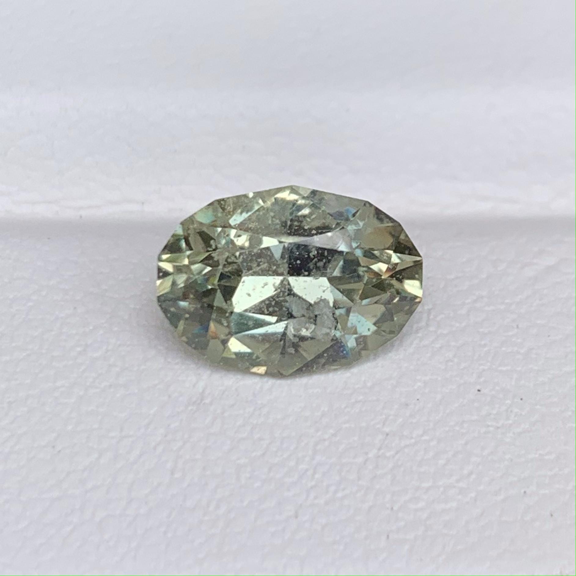 Mint Green Sapphire 3.16ct (UH) - Baza Boutique