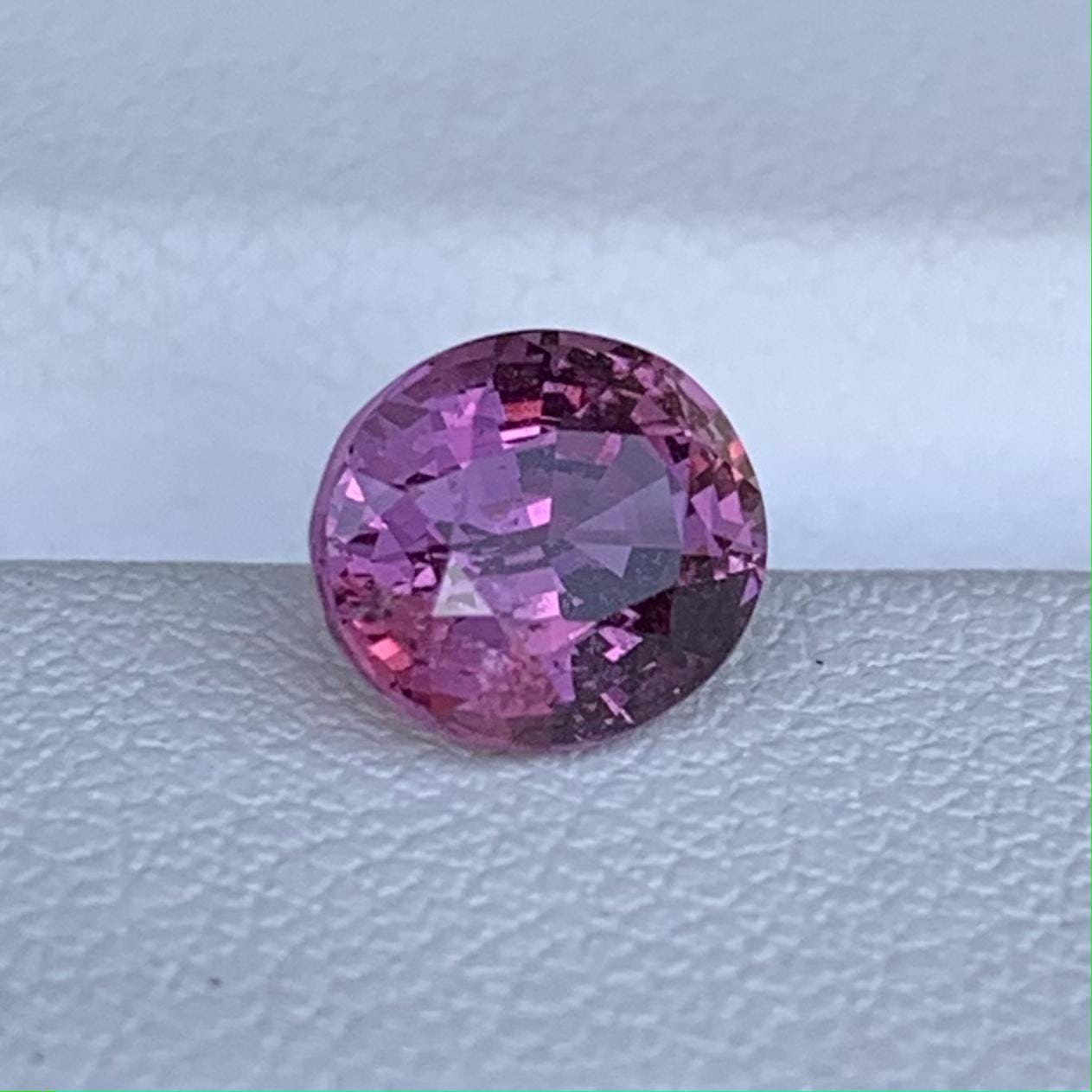 Natural Pink Sapphire 1.64ct (UH) - Baza Boutique