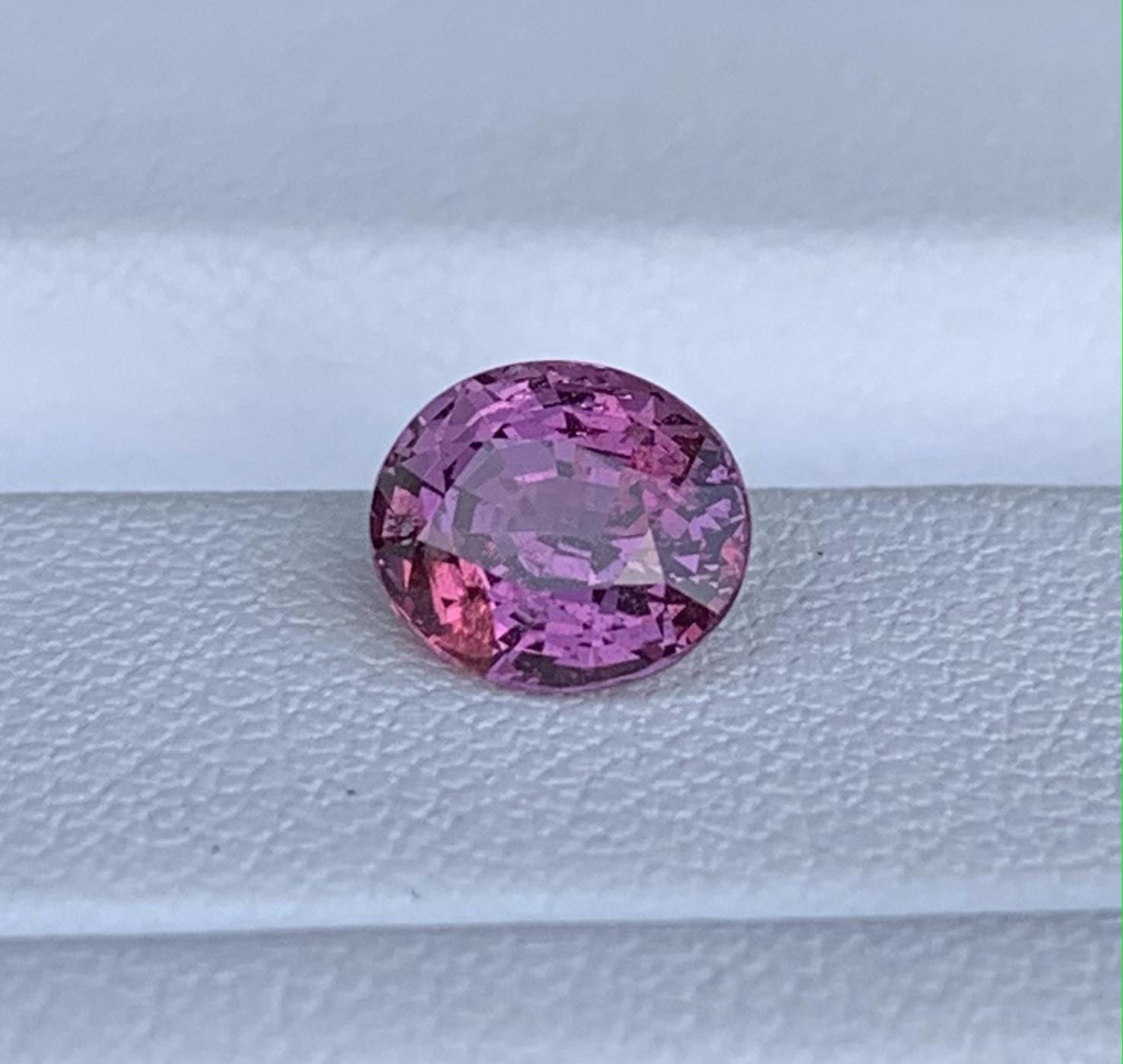 Natural Pink Sapphire 1.64ct (UH) - Baza Boutique