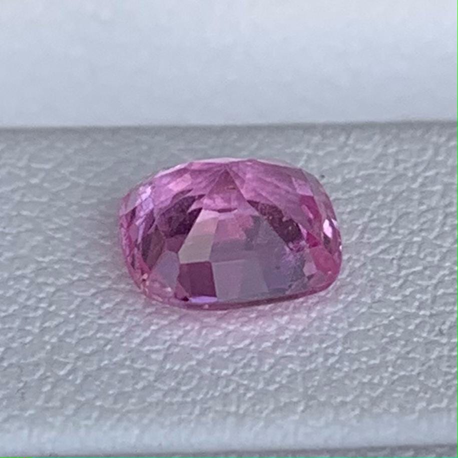 Natural Pink Sapphire 1.34ct (UH) - Baza Boutique