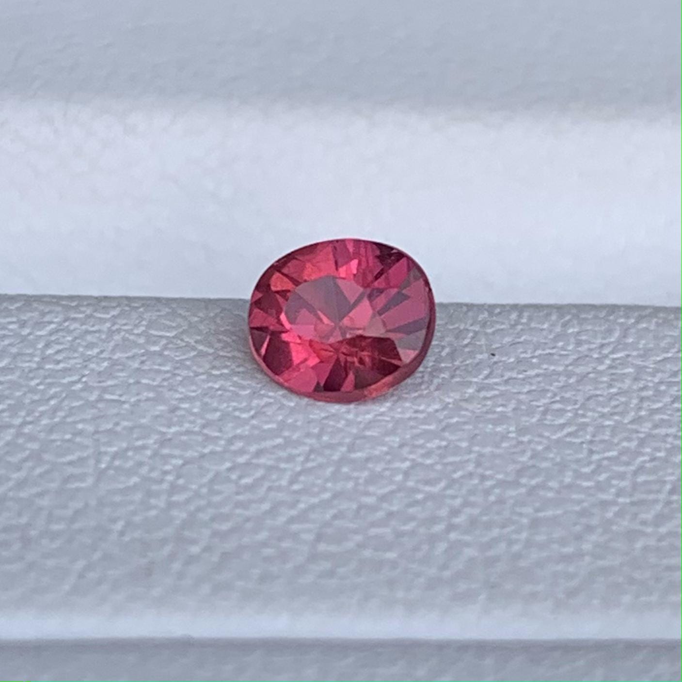Natural Padparadscha Sapphire 0.53ct - (UH)