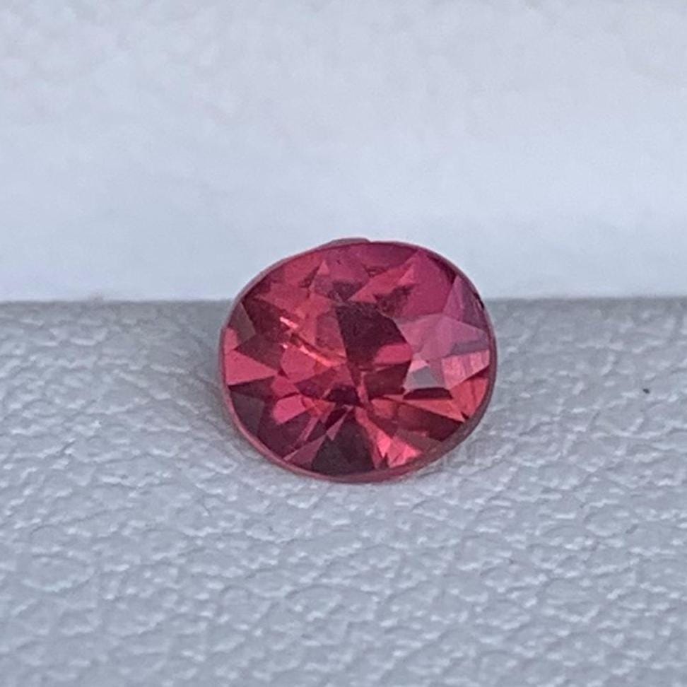 Natural Padparadscha Sapphire 0.53ct - (UH)