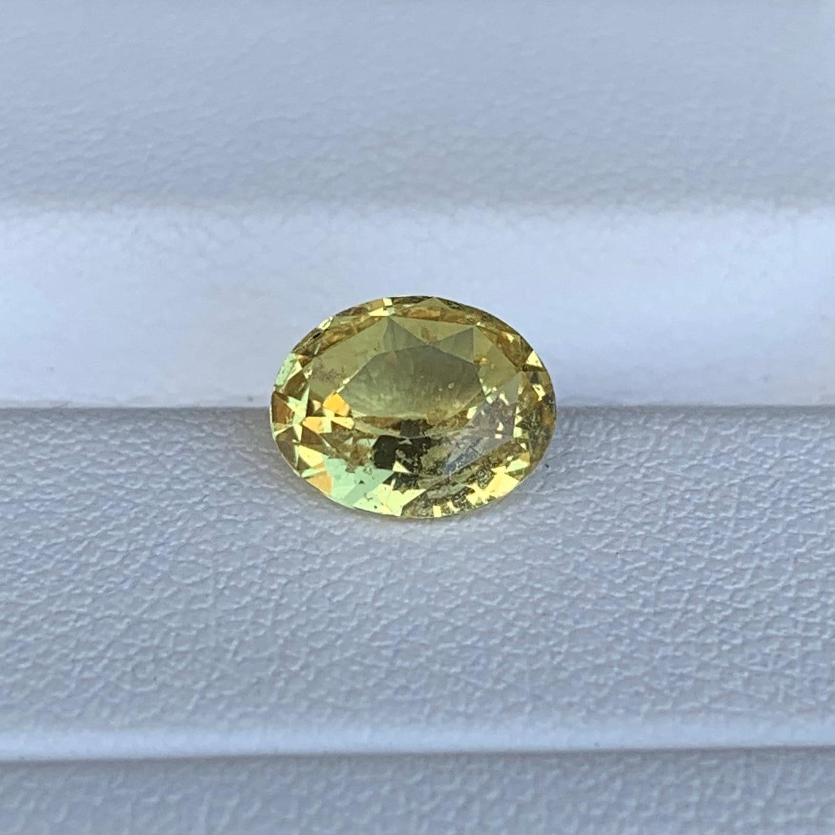 Natural Lemon Yellow Sapphire 2.55ct (UH) - Baza Boutique
