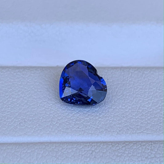 Natural Heart Shaped Royal Blue Sapphire 1.43ct - (H) - Baza Boutique