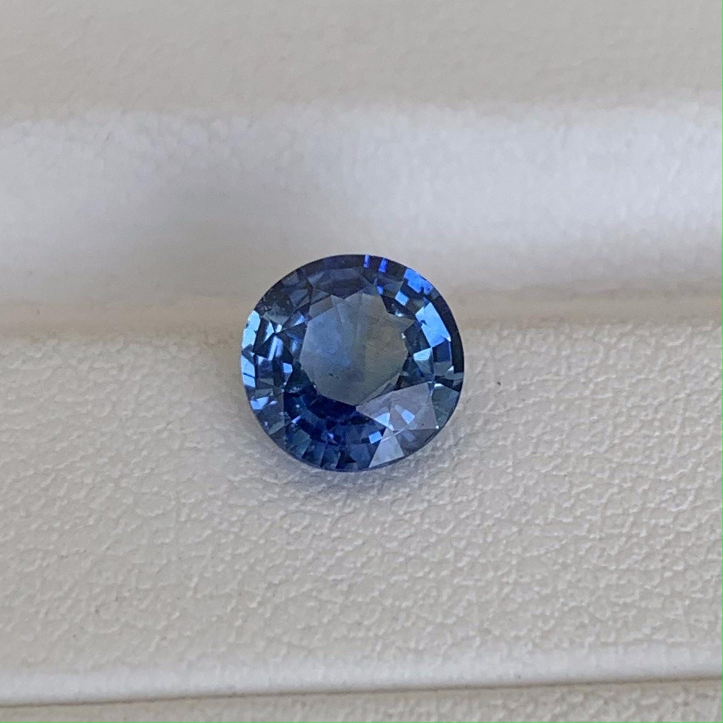 Cornflower Blue Sapphire 1.54ct (H) - Baza Boutique