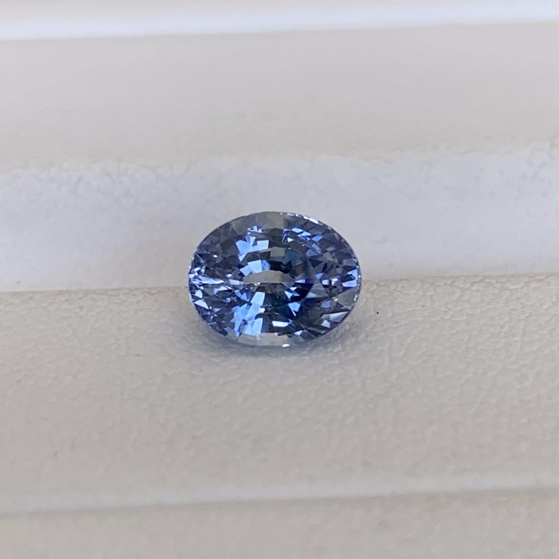 Bi Color Sapphire 1.41ct - (H) - Baza Boutique