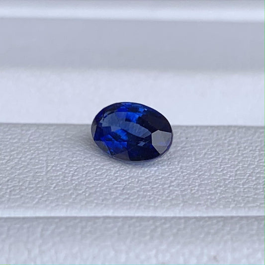 Natural Ceylon Royal Blue Sapphire 0.89ct - (H)