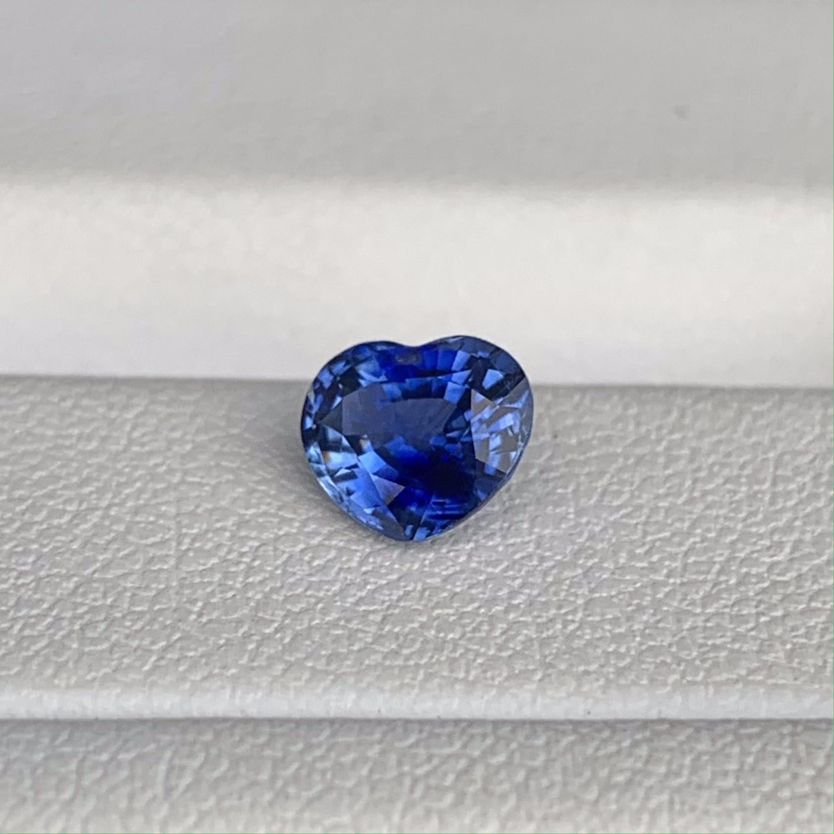 Natural Royal Blue Sapphire 1.08ct - (H) - Baza Boutique