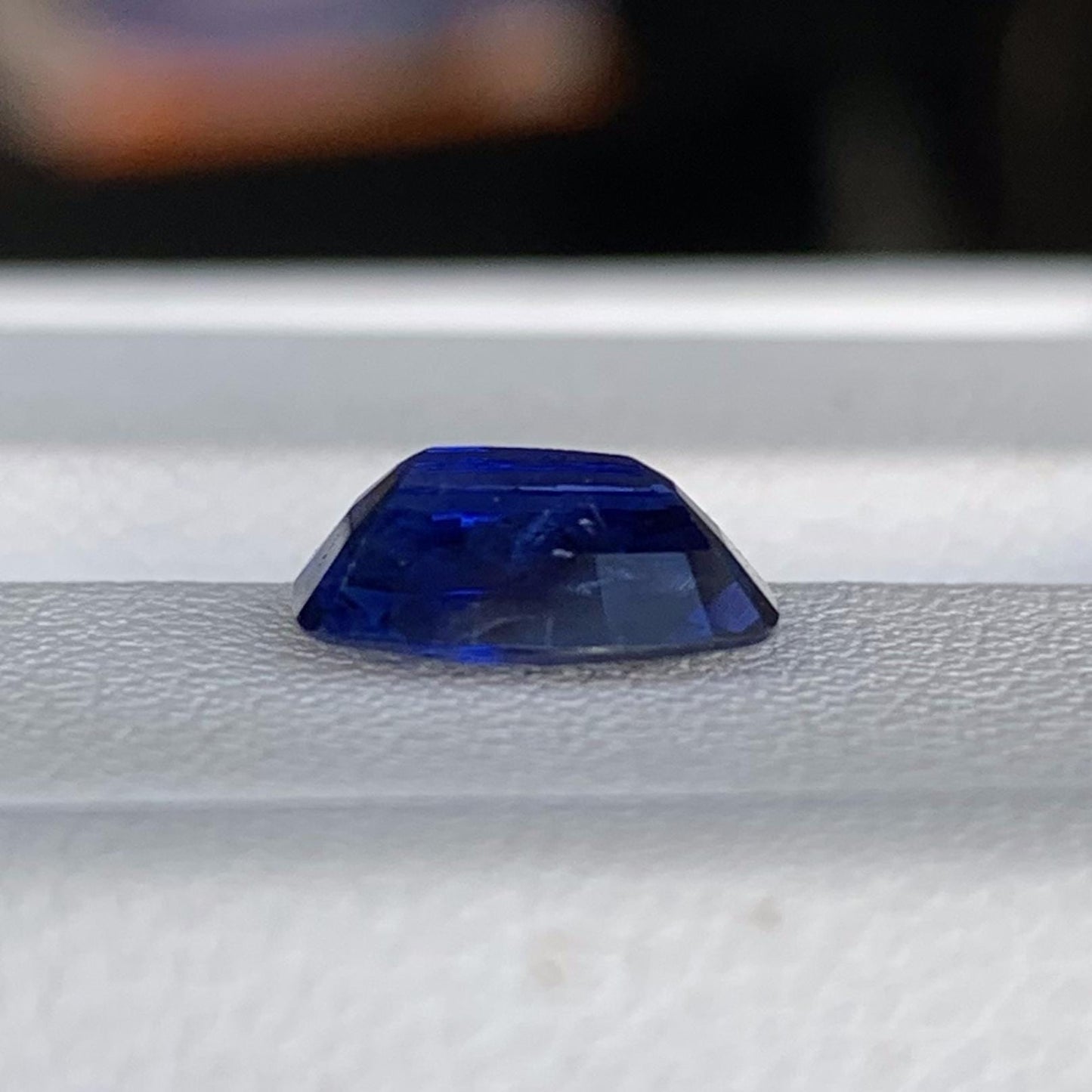 Natural Blue Sapphire 2.01ct (H) - Baza Boutique
