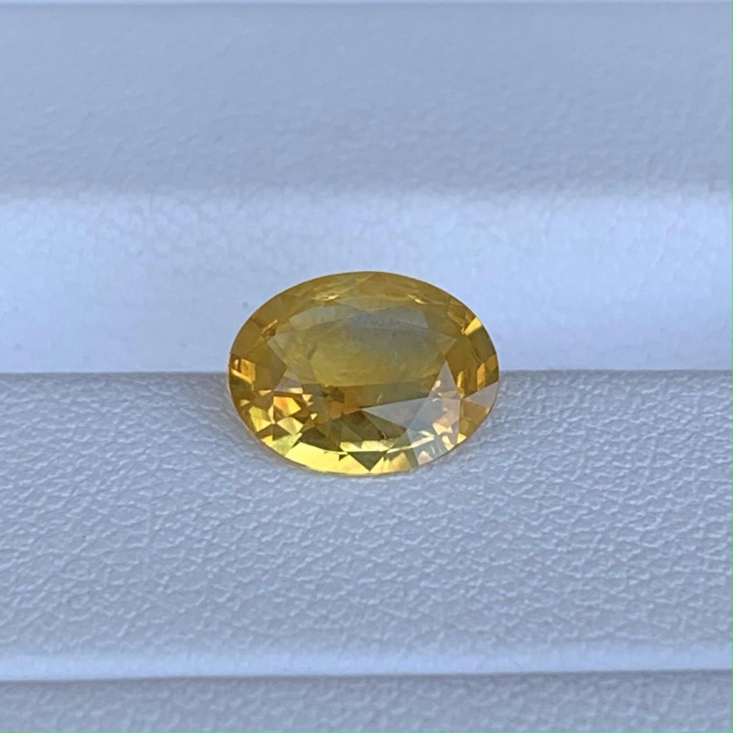 Natural Yellow Sapphire 1.71ct (H)