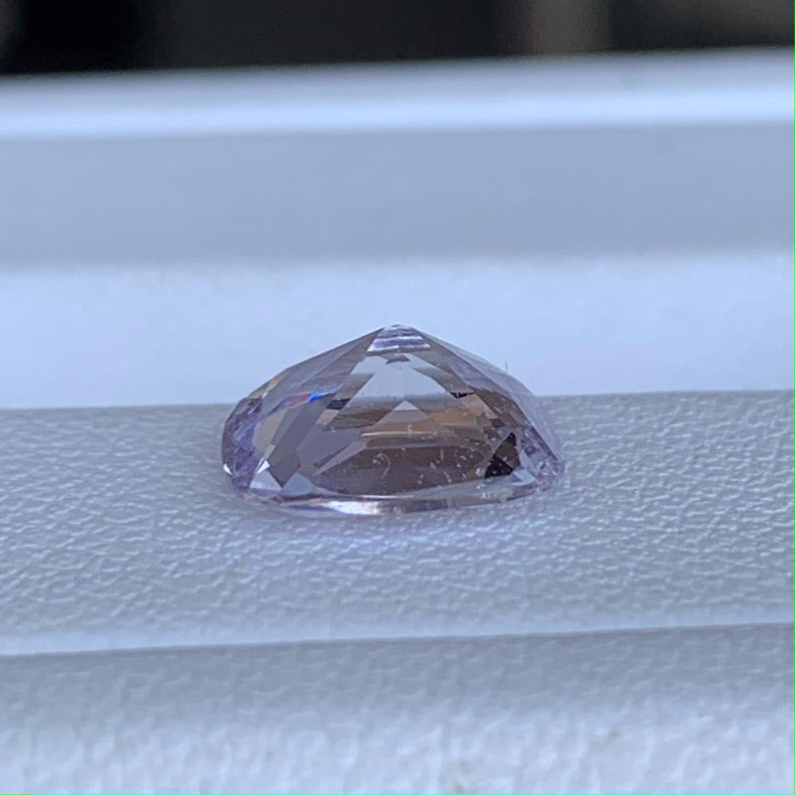 Lavender Sapphire 2.42ct - (UH) - Baza Boutique