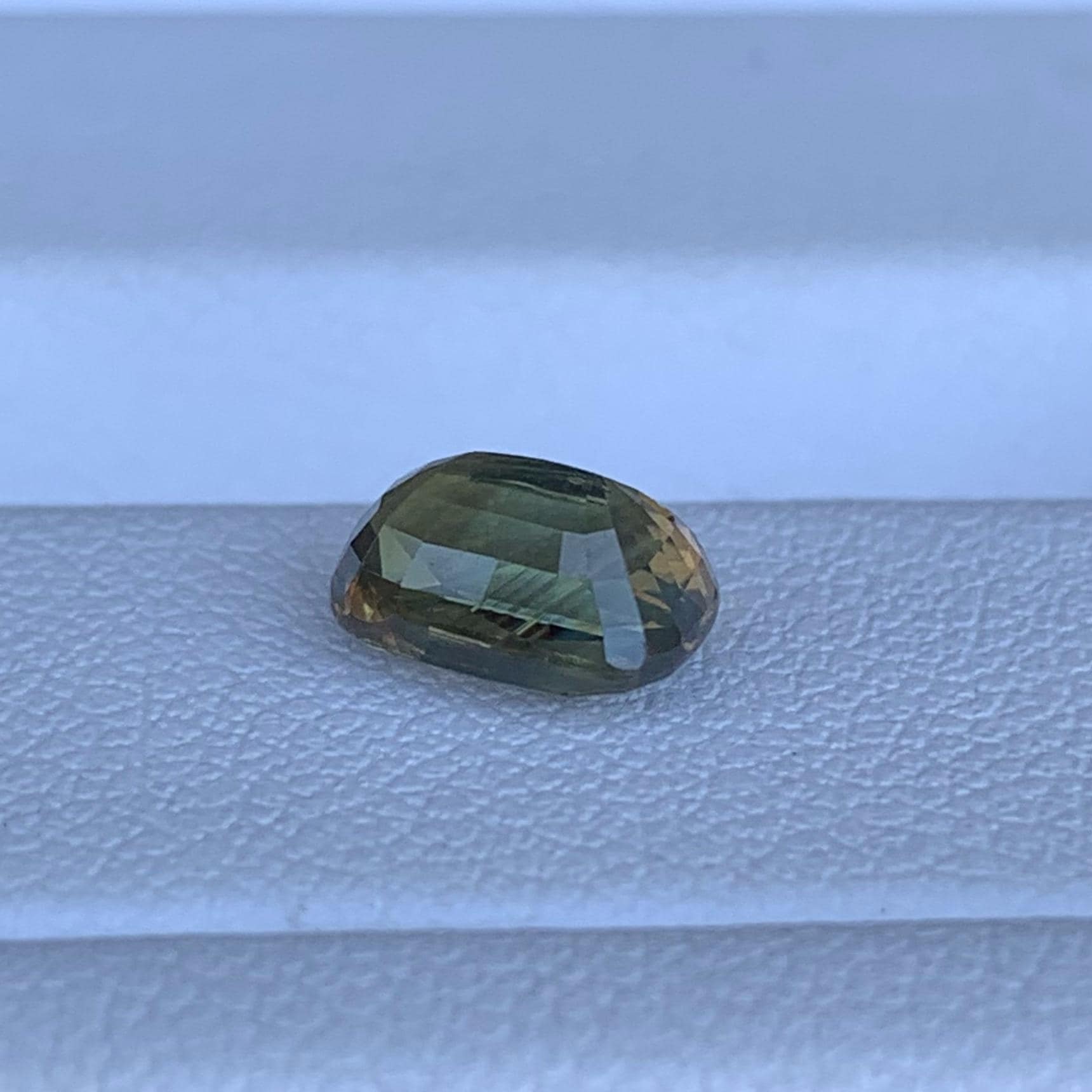 Rare - Alexandrite 1.50ct - (UH) - Baza Boutique