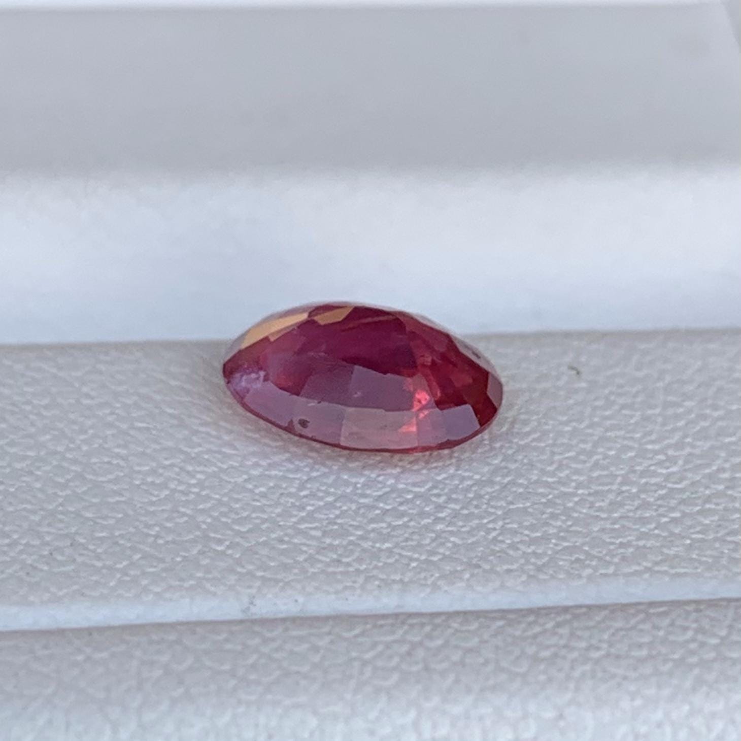 Natural Padparadscha Sapphire 1.83ct - (UH) - Baza Boutique