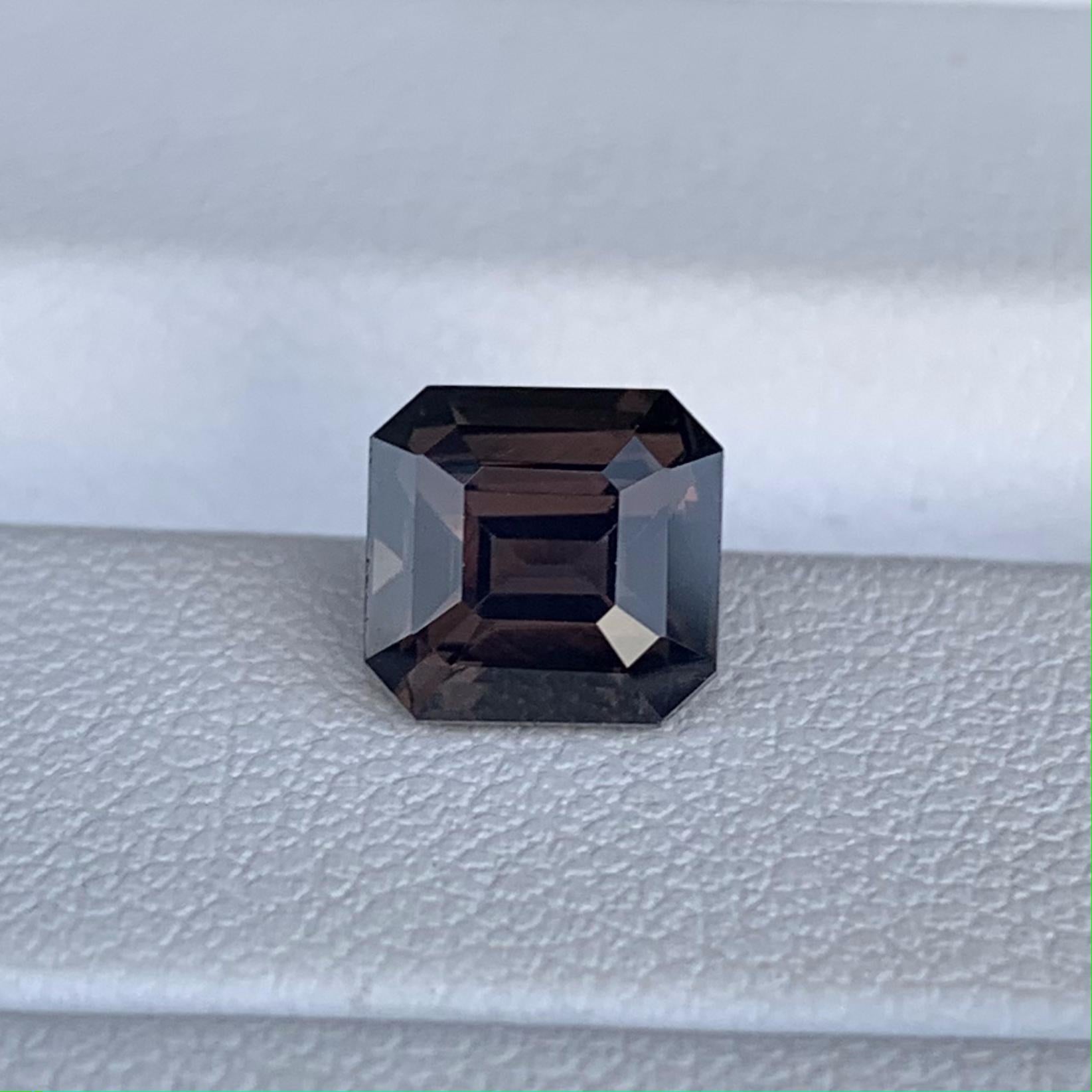 Natural Whiskey Spinel 2.19ct - (UH) - Baza Boutique