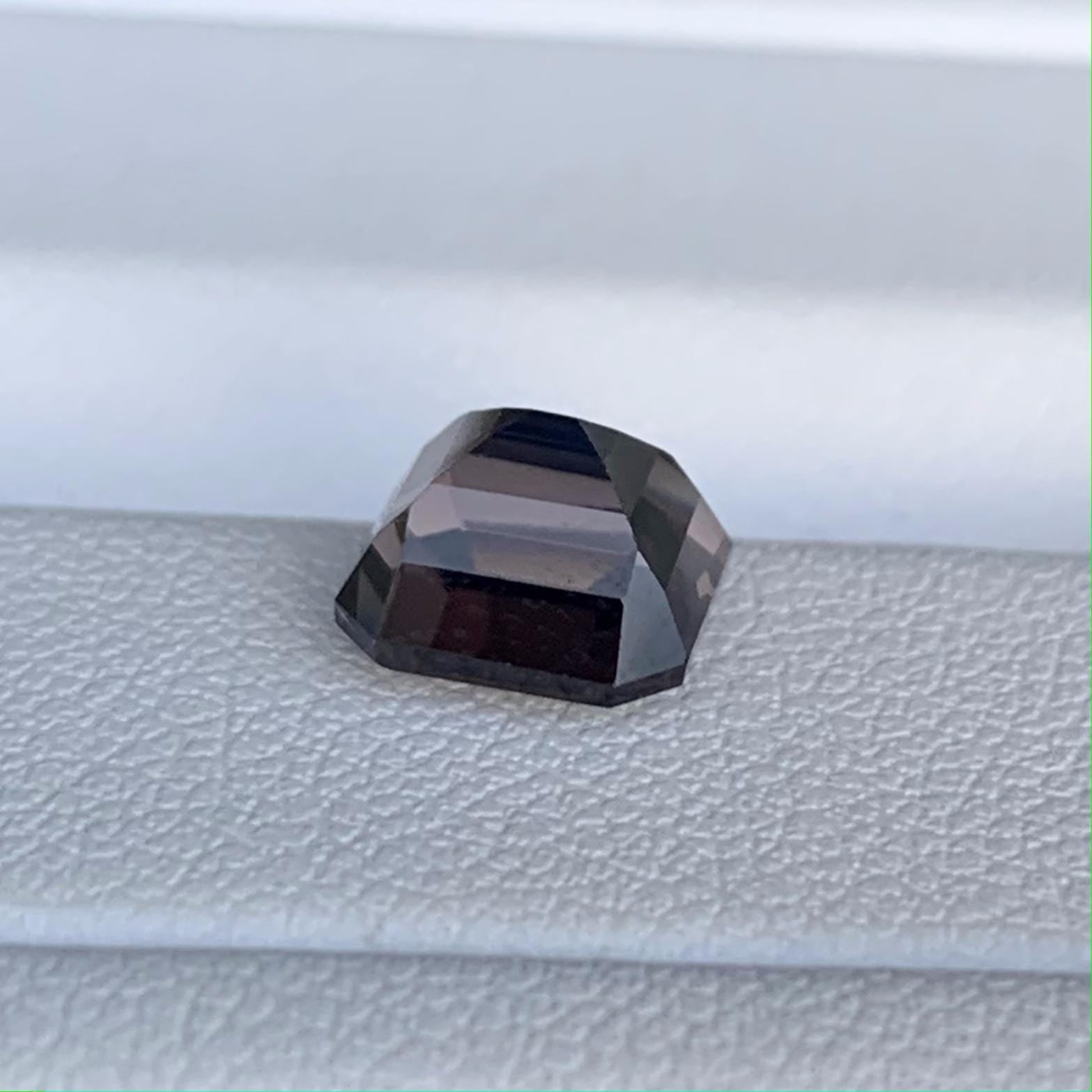 Natural Whiskey Spinel 2.19ct - (UH) - Baza Boutique