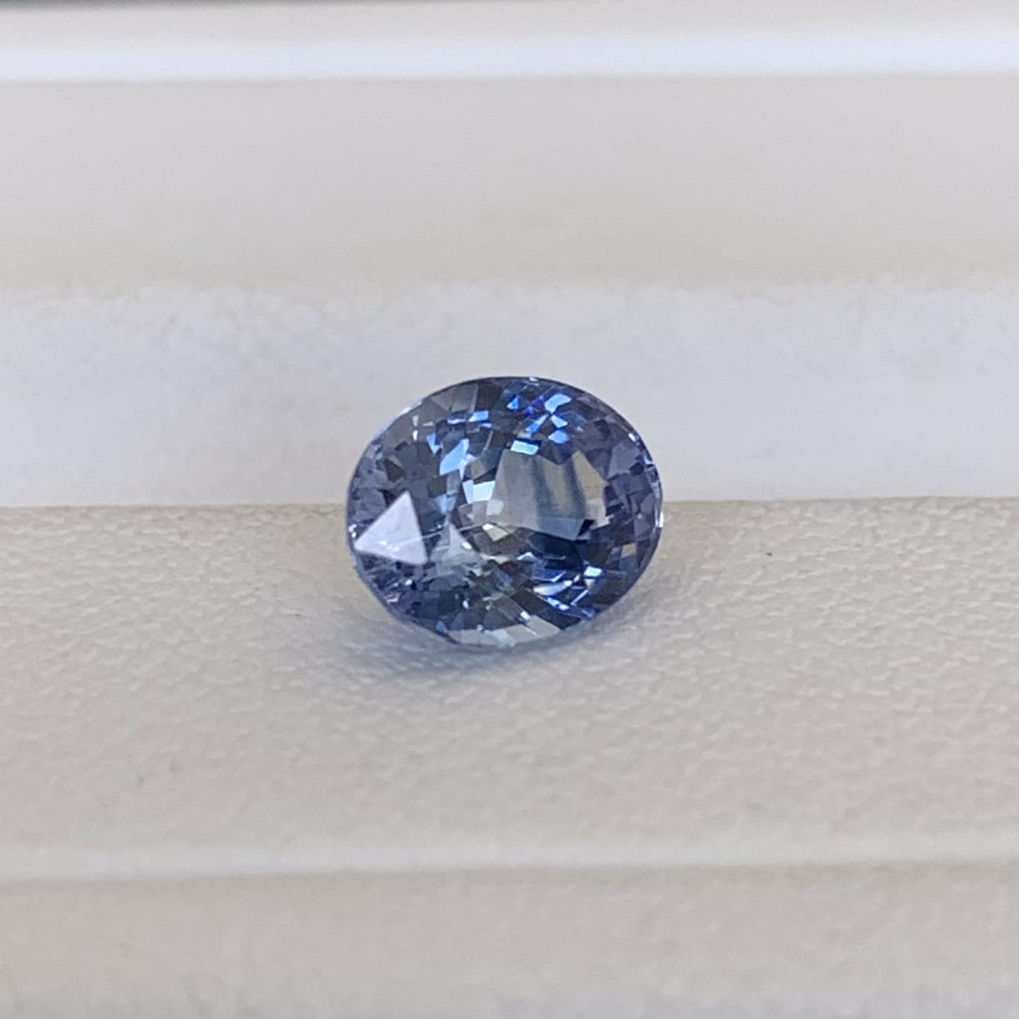Bi Color Sapphire 1.41ct - (H) - Baza Boutique