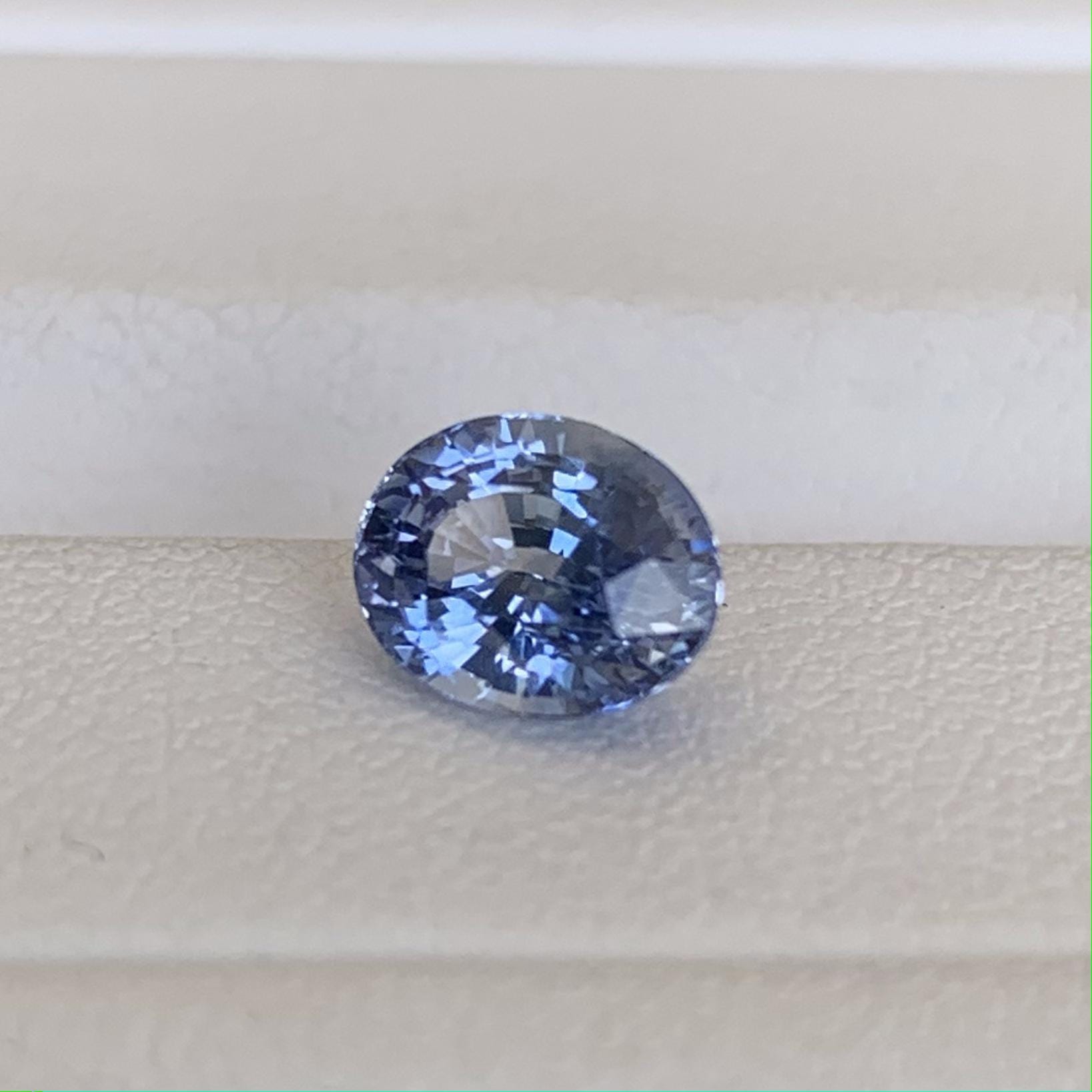 Bi Color Sapphire 1.41ct - (H) - Baza Boutique