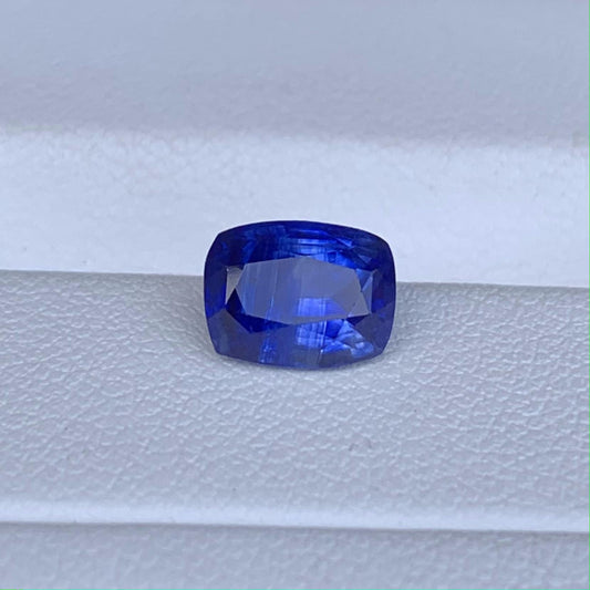 Natural Royal Blue Sapphire 1.93ct - (H)
