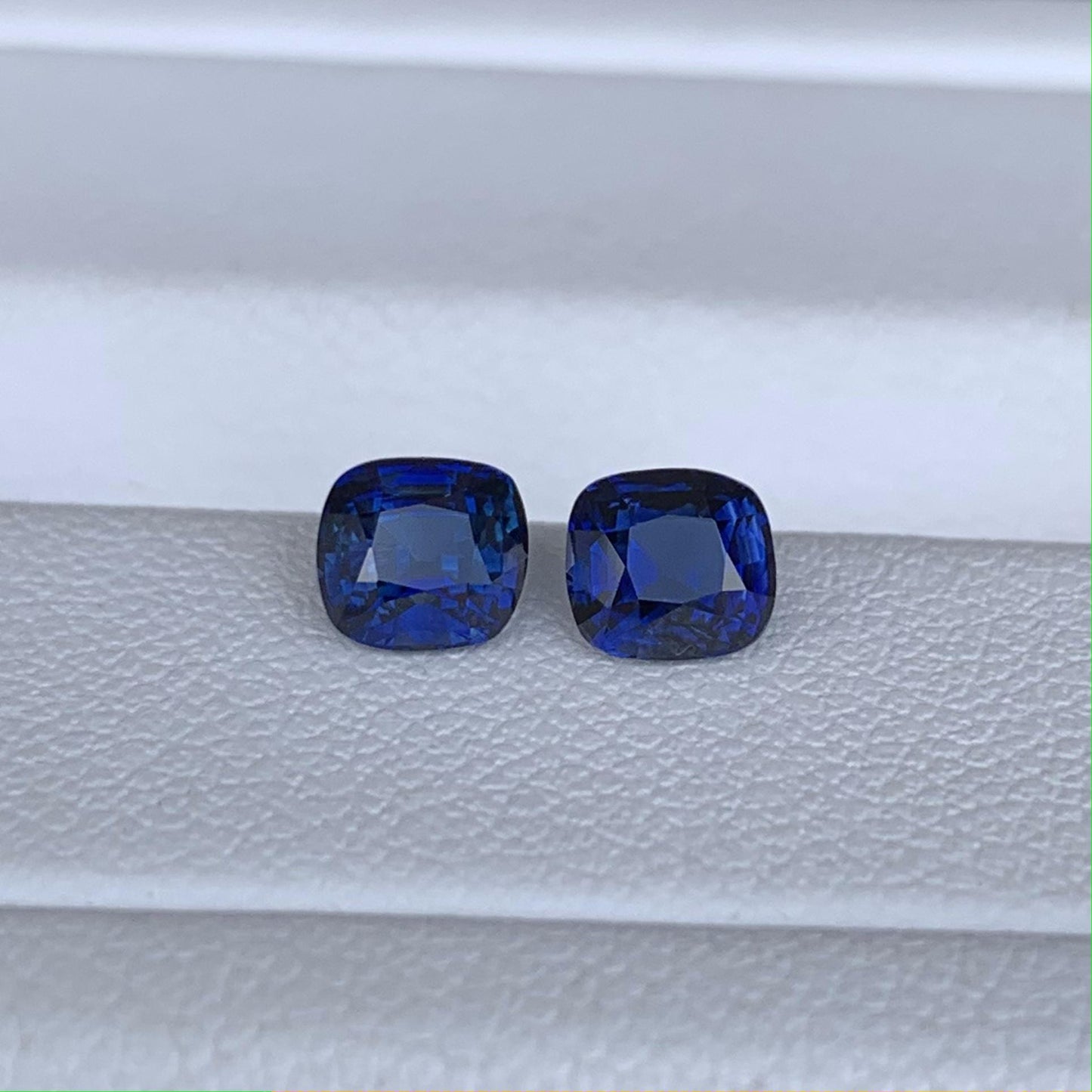 Natural Blue Sapphire Pair 1.40 - (H) - Baza Boutique