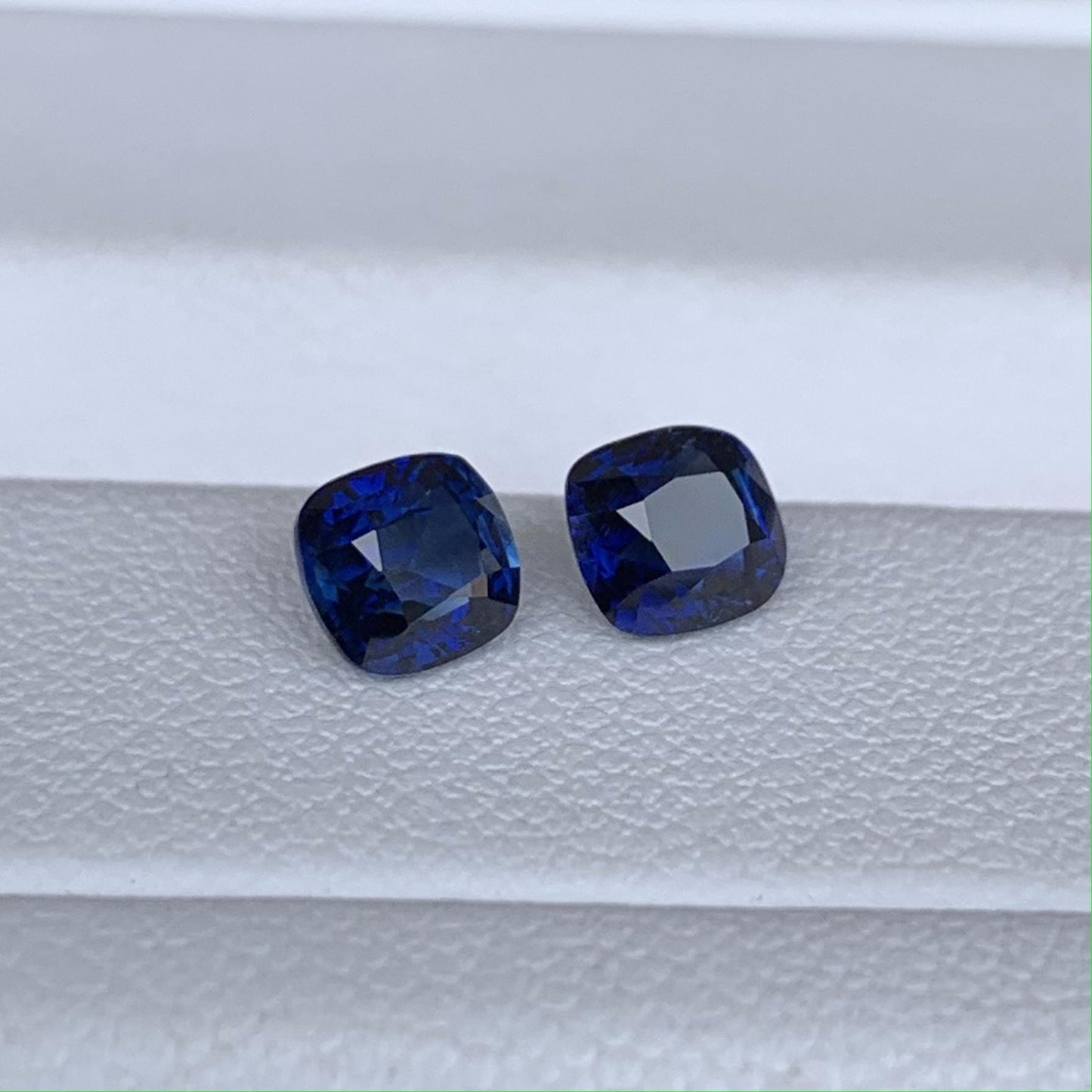Natural Blue Sapphire Pair 1.40 - (H) - Baza Boutique
