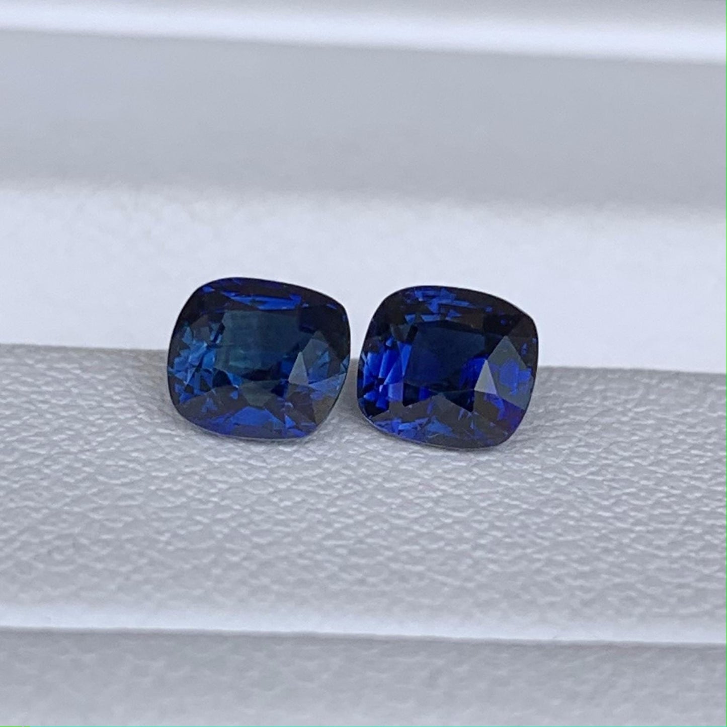 Natural Blue Sapphire Pair 1.40 - (H) - Baza Boutique