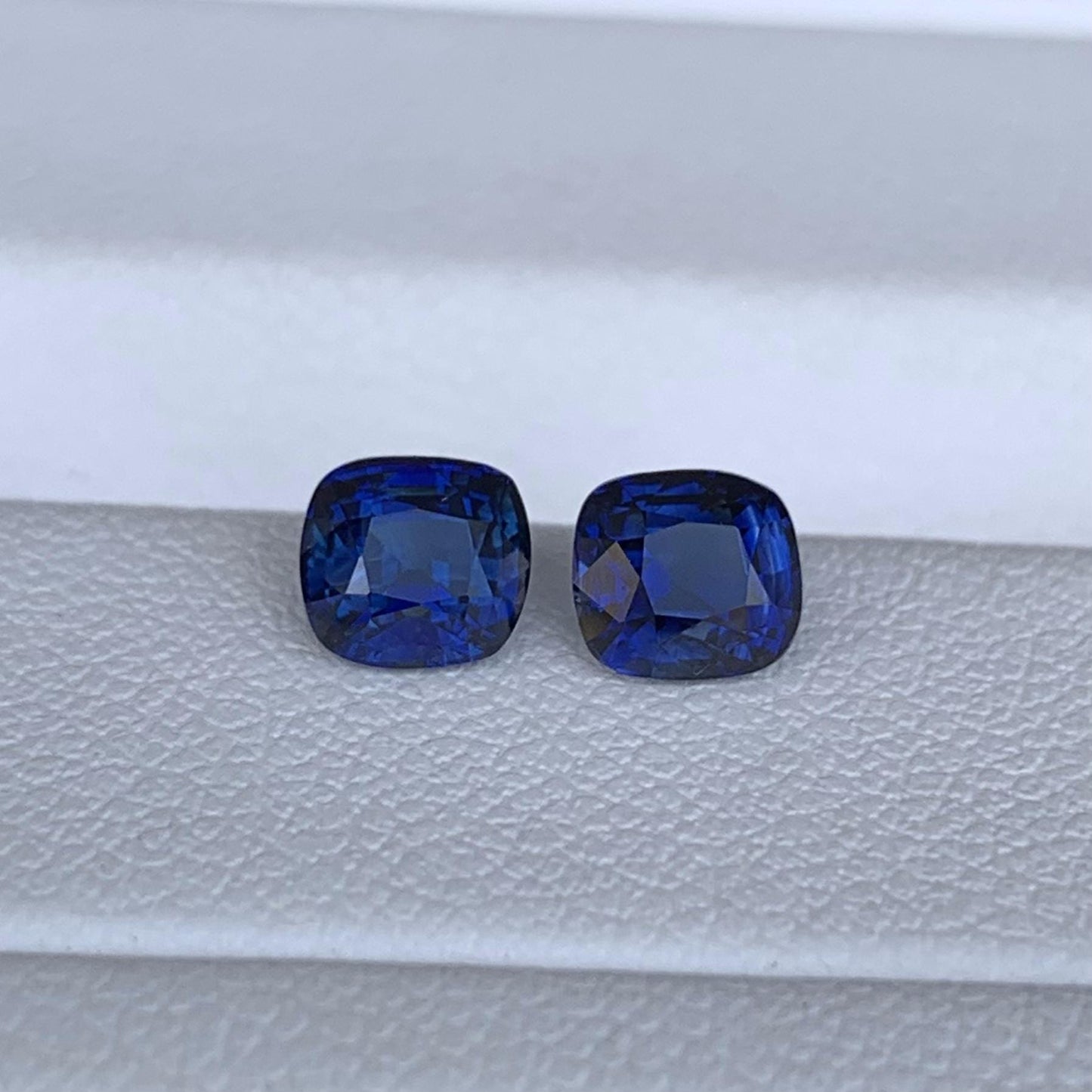 Natural Blue Sapphire Pair 1.40 - (H) - Baza Boutique